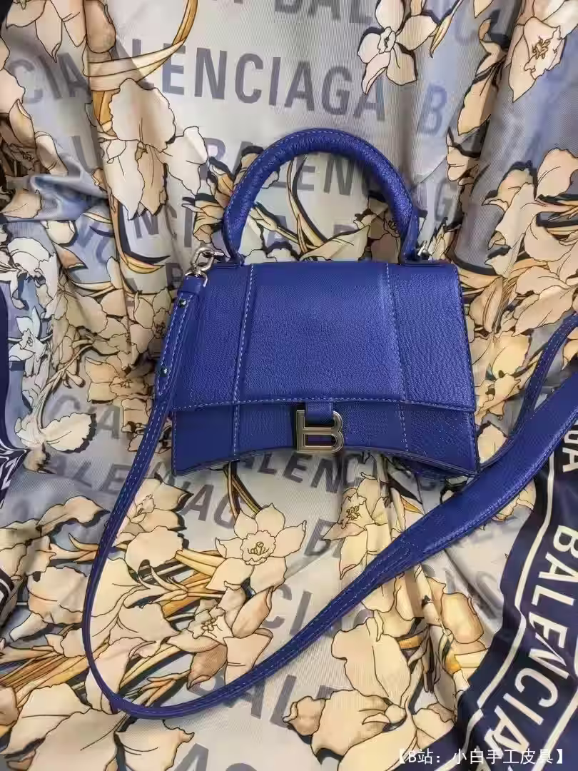 小号女式皮革手提包/手拿包的图案 - 7