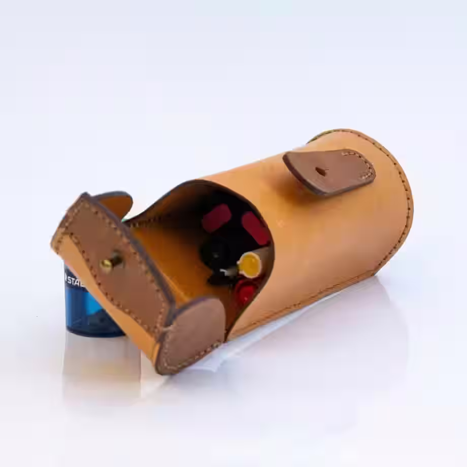 带按钮的皮革铅笔盒的图案 - 7