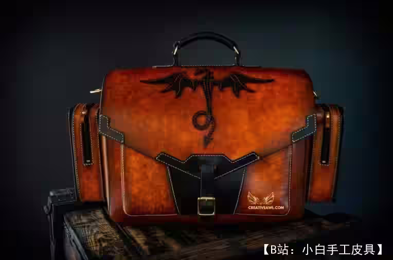 不寻常的皮革公文包/背包的图案 - 1