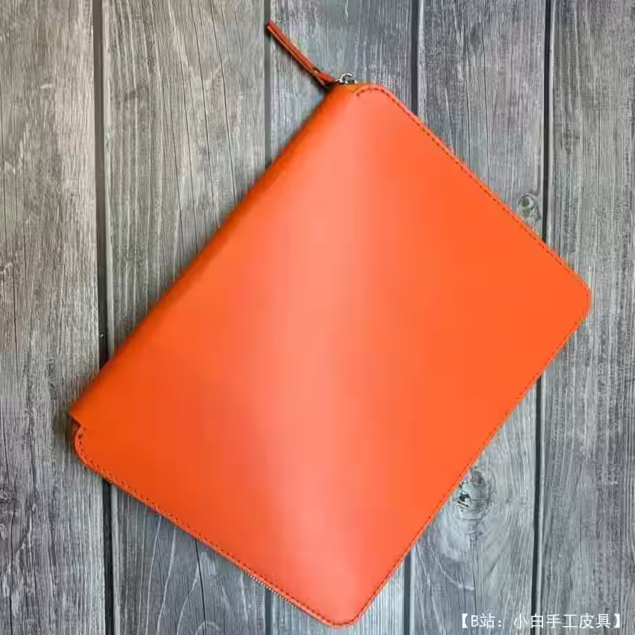 用于 A4 文档的带拉链文档的皮革文件夹图案（尺寸 327x258 毫米） - 1