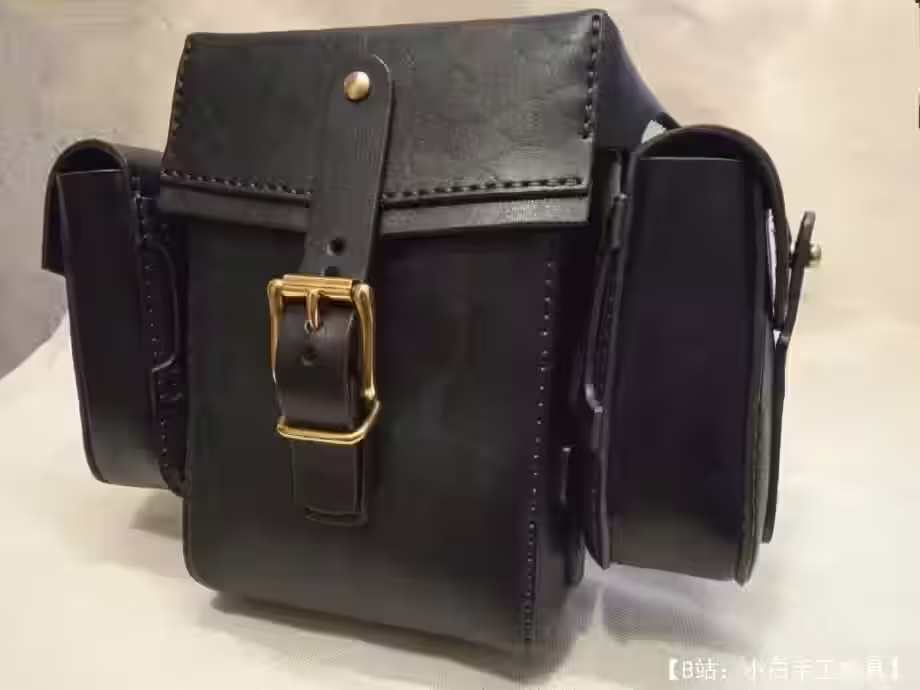 带有可拆卸侧袋的不寻常皮包的图案 - 2