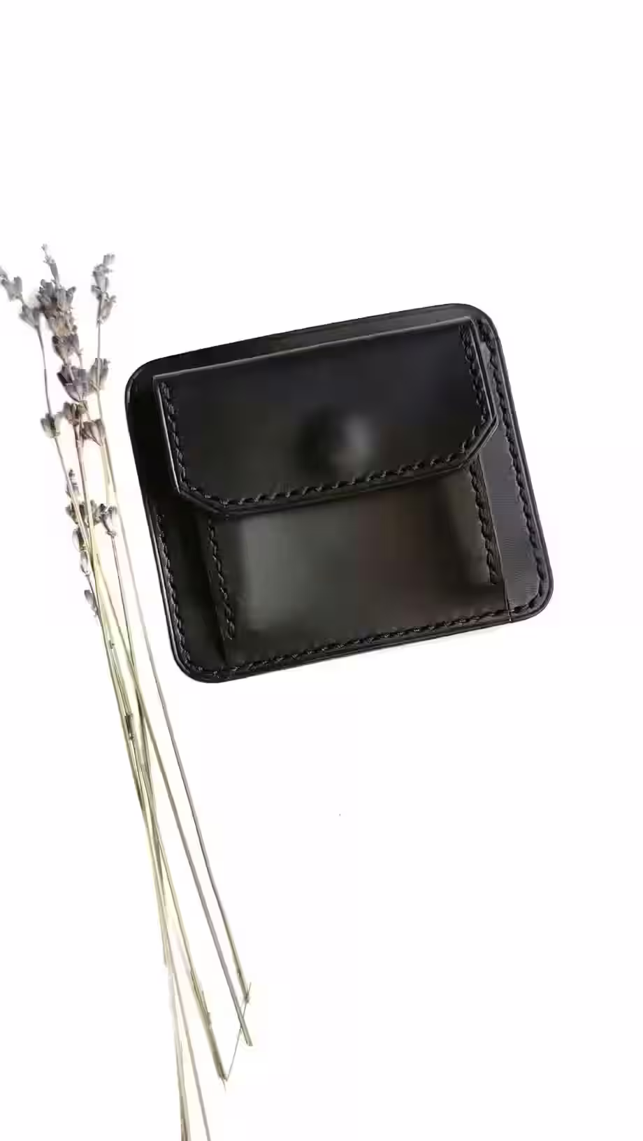 皮革卡夹的图案，按钮上有一个隔层，可存放零钱 - 1