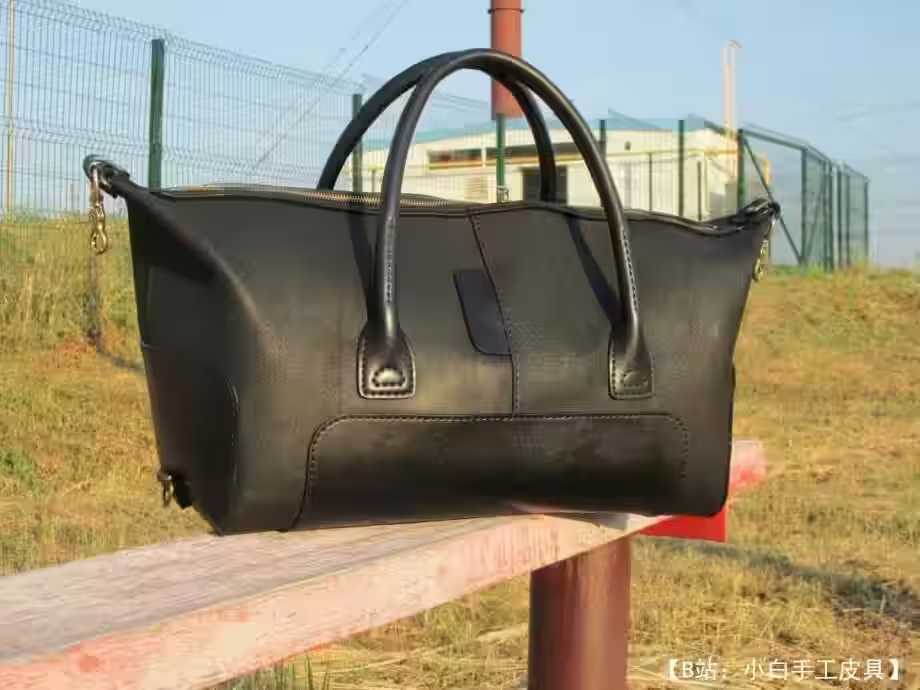 皮革旅行包的图案，有两种图案（小和大） - 1