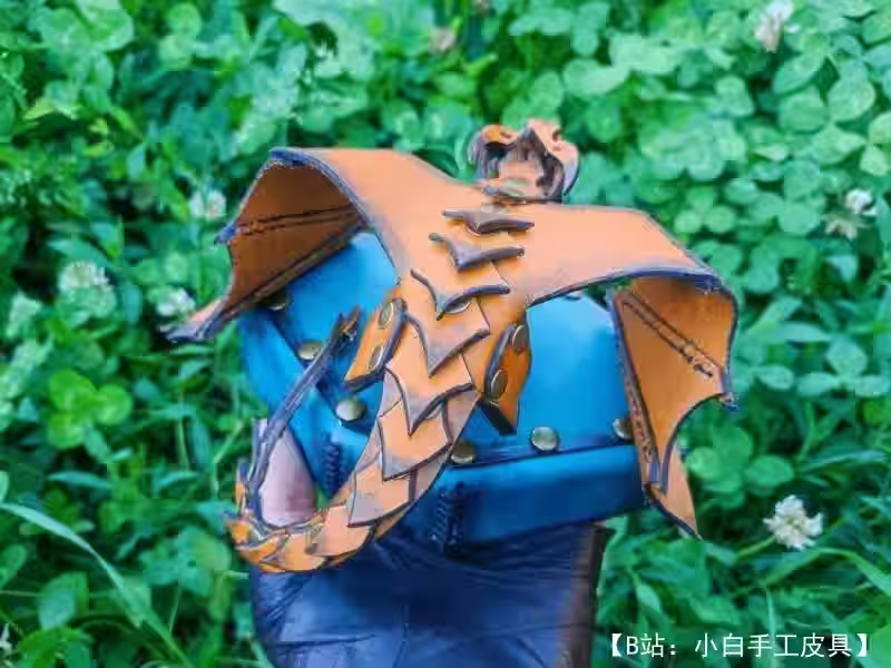 盖子上有龙图的皮革首饰盒图案 - 4