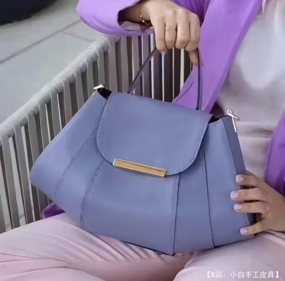 羊角面包形状的不寻常皮革女式包的图案 - 3