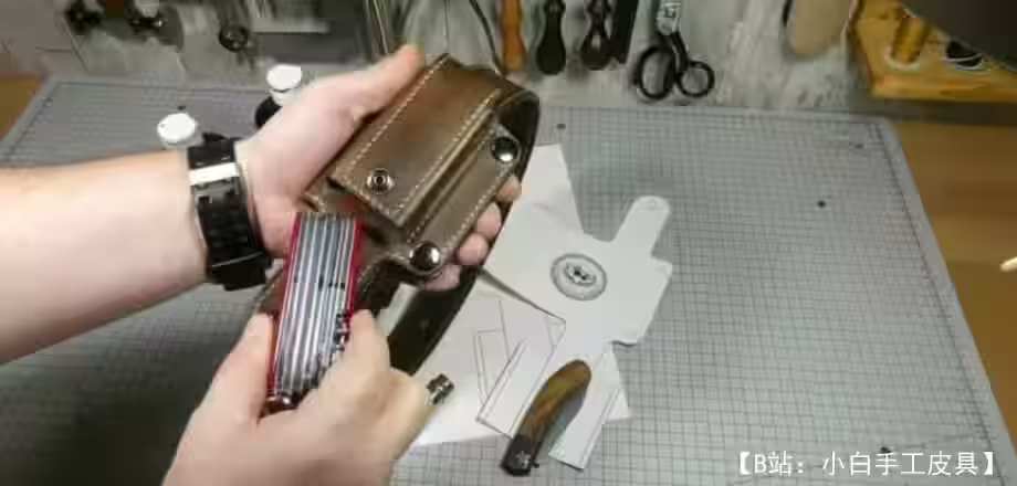 折叠刀皮带用小皮盒/袋图案 - 2