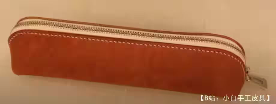 书写工具用皮革铅笔盒的图案 - 1