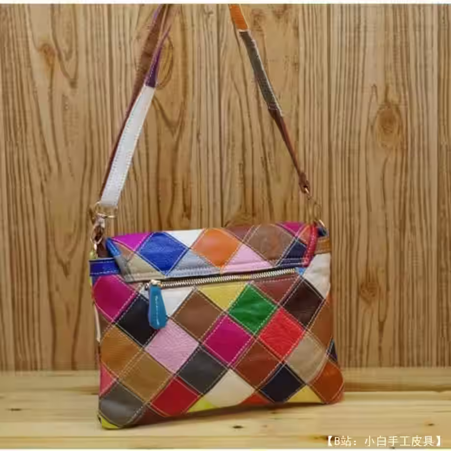 多件皮革女式斜挎包的图案 - 2