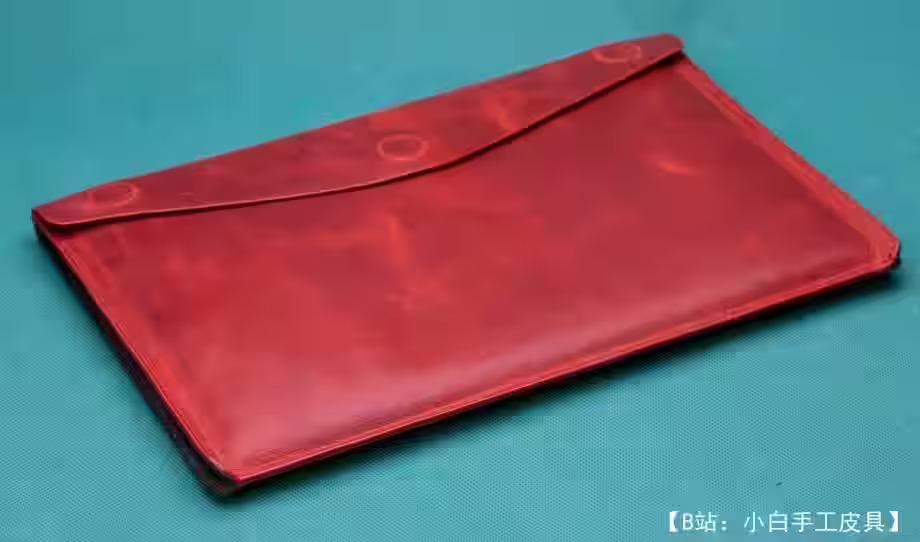 带磁性按钮的笔记本电脑皮套图案 - 1