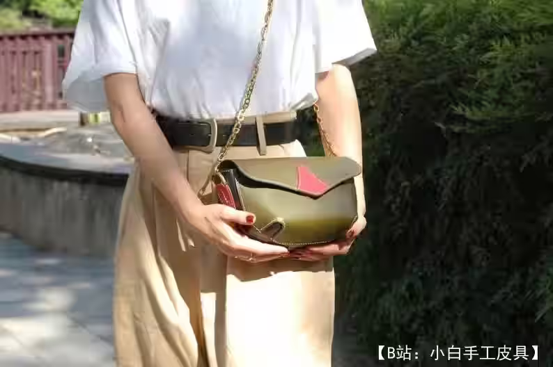 图案牛皮女士手提包斜挎包（斜挎包） - 2