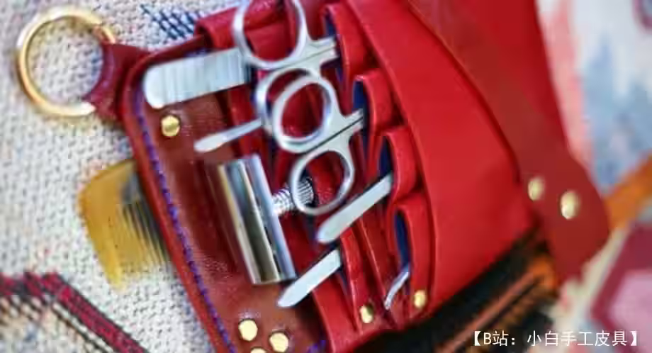 理发师工具包的图案 - 2