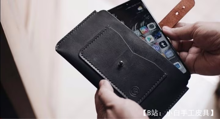 带智能手机隔层和银行卡隔层的皮革钱包图案 - 1