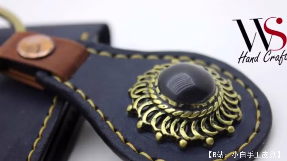 可放大量银行卡的双折皮革钱包图案 - 5