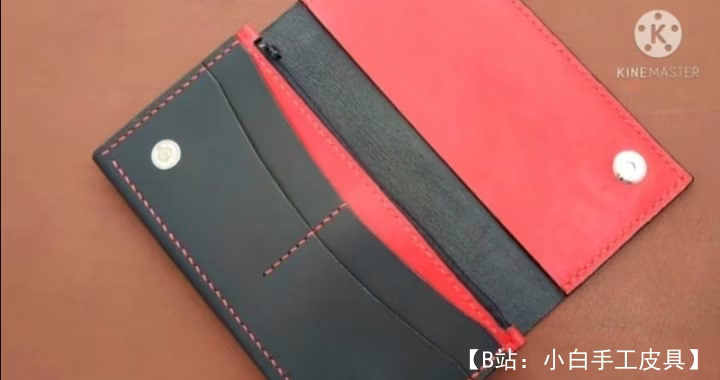 带按钮的长皮钱包的图案 - 2