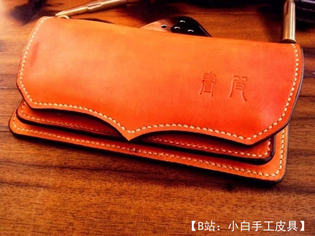 带钞票和卡片按钮的皮革长钱包图案 - 4