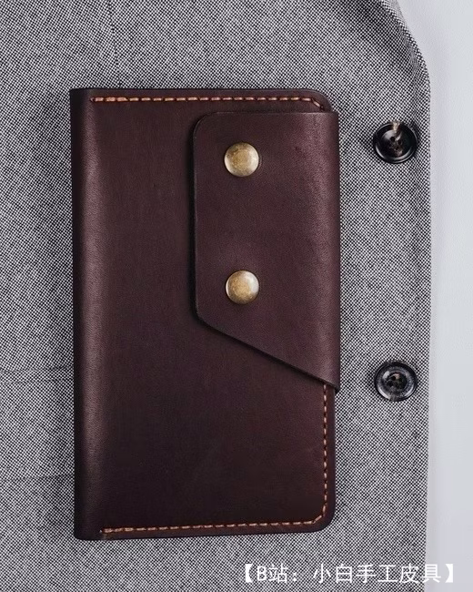 加长皮革图案，带纽扣 - 1