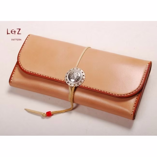 带纽扣花边的较长图案 - 1