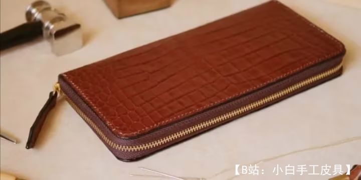 带拉链的经典长款（旅行钱包）图案 - 1