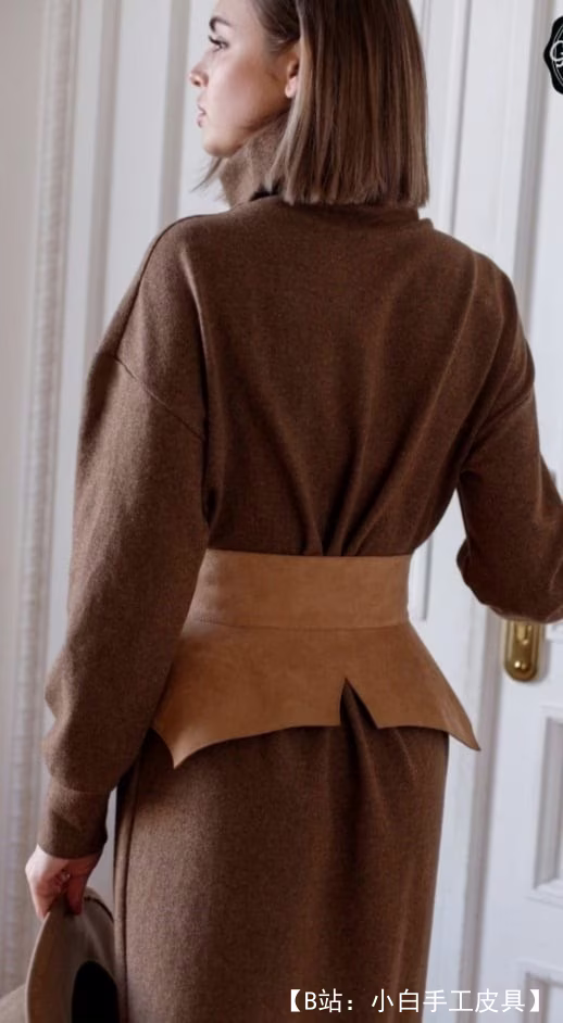 图案皮革女式下摆由皮革制成，尺寸从 38 到 52 - 2