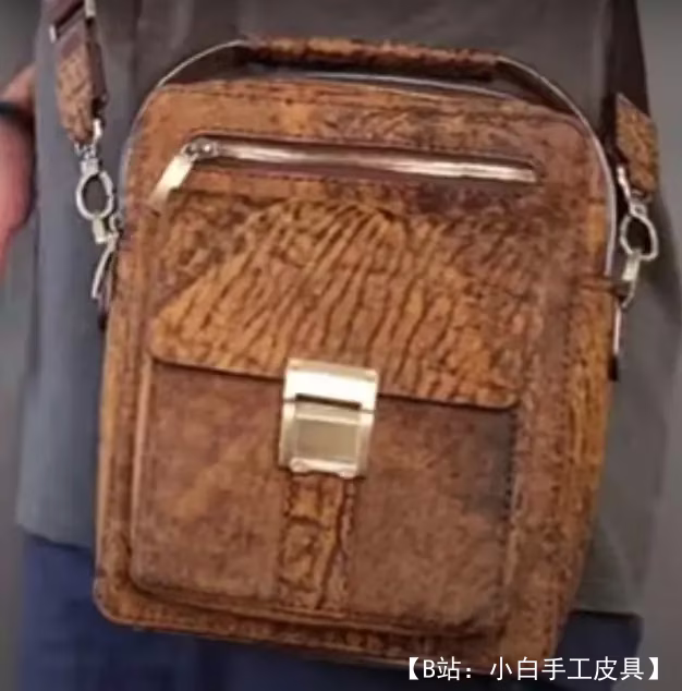 男士皮革斜挎包（平板电脑包）图案 - 1