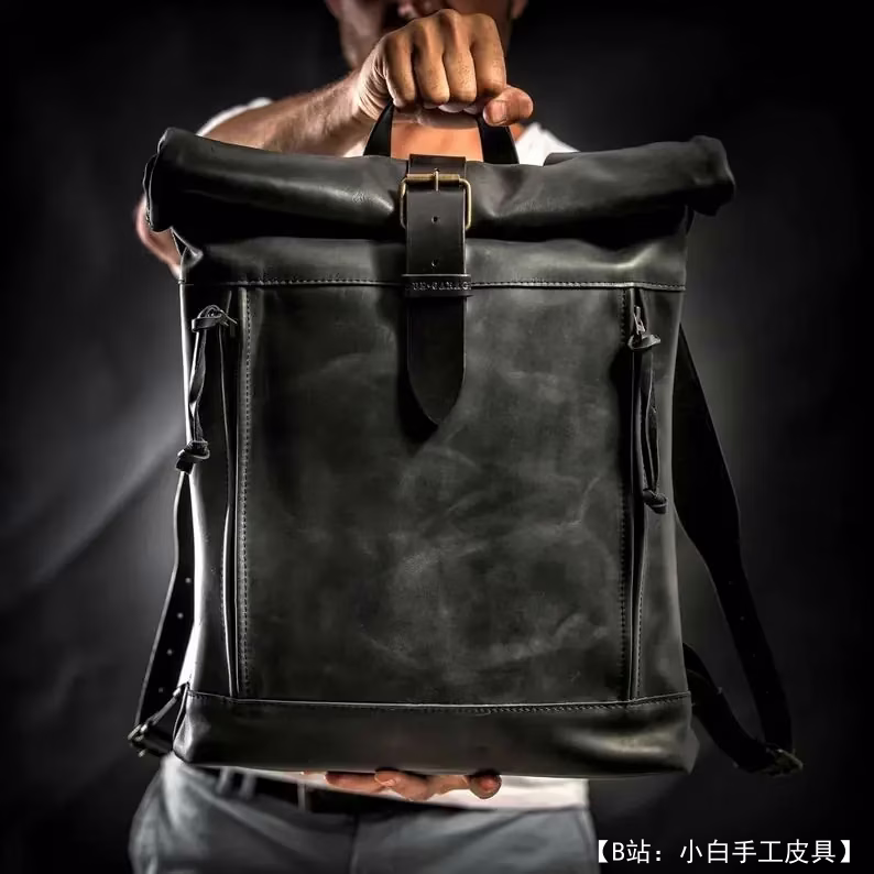 带翻盖的皮革城市/商务背包（卷顶）图案 - 1