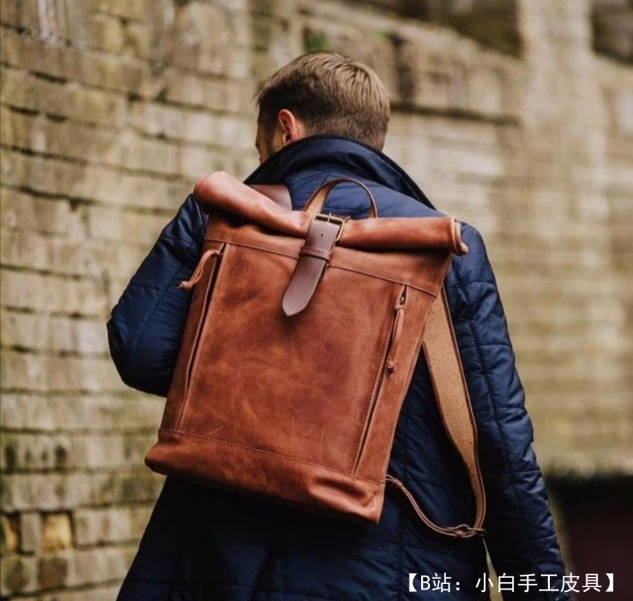 带翻盖的皮革城市/商务背包（卷顶）图案 - 2