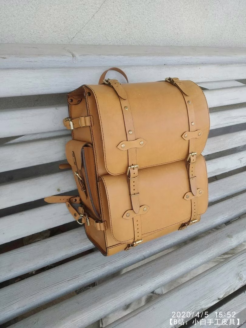 大号皮革背包图案 - 1