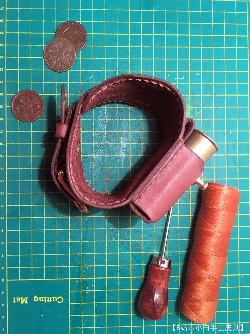 用于用弹药筒打猎的皮革手镯的图案（弹带手镯） - 4